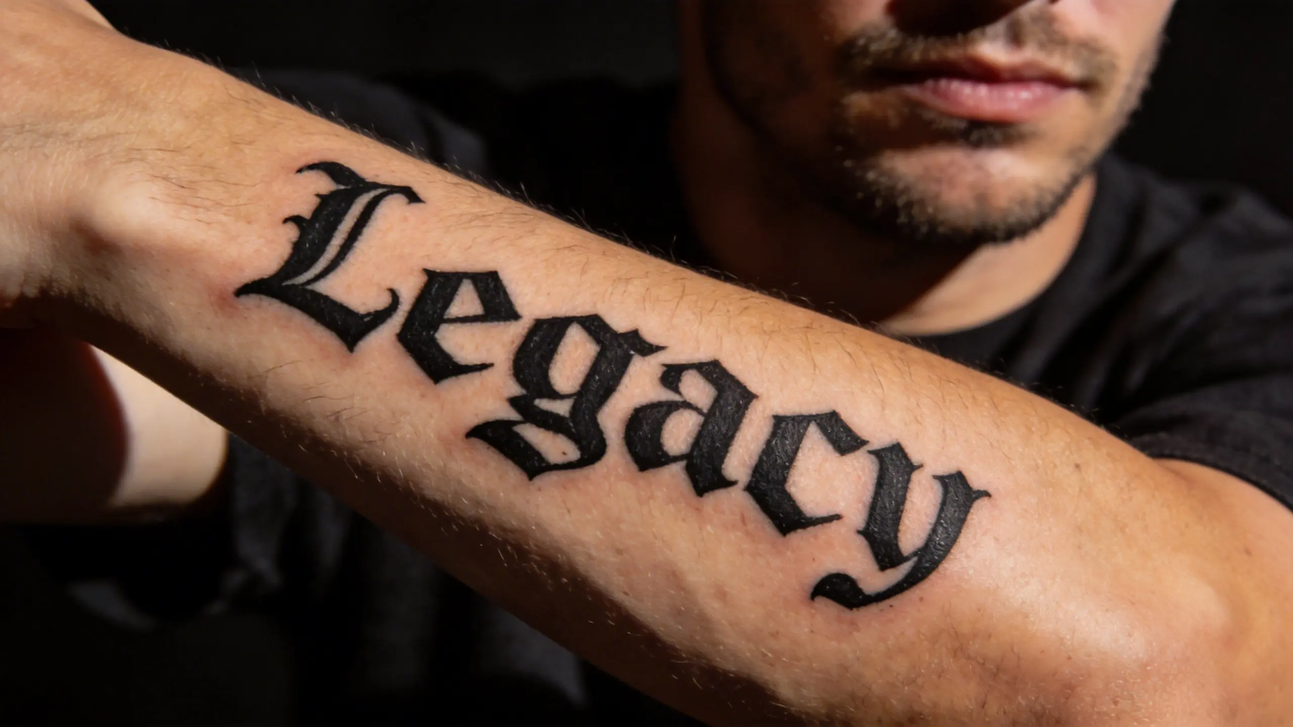 哥德式黑體字刺青靈感